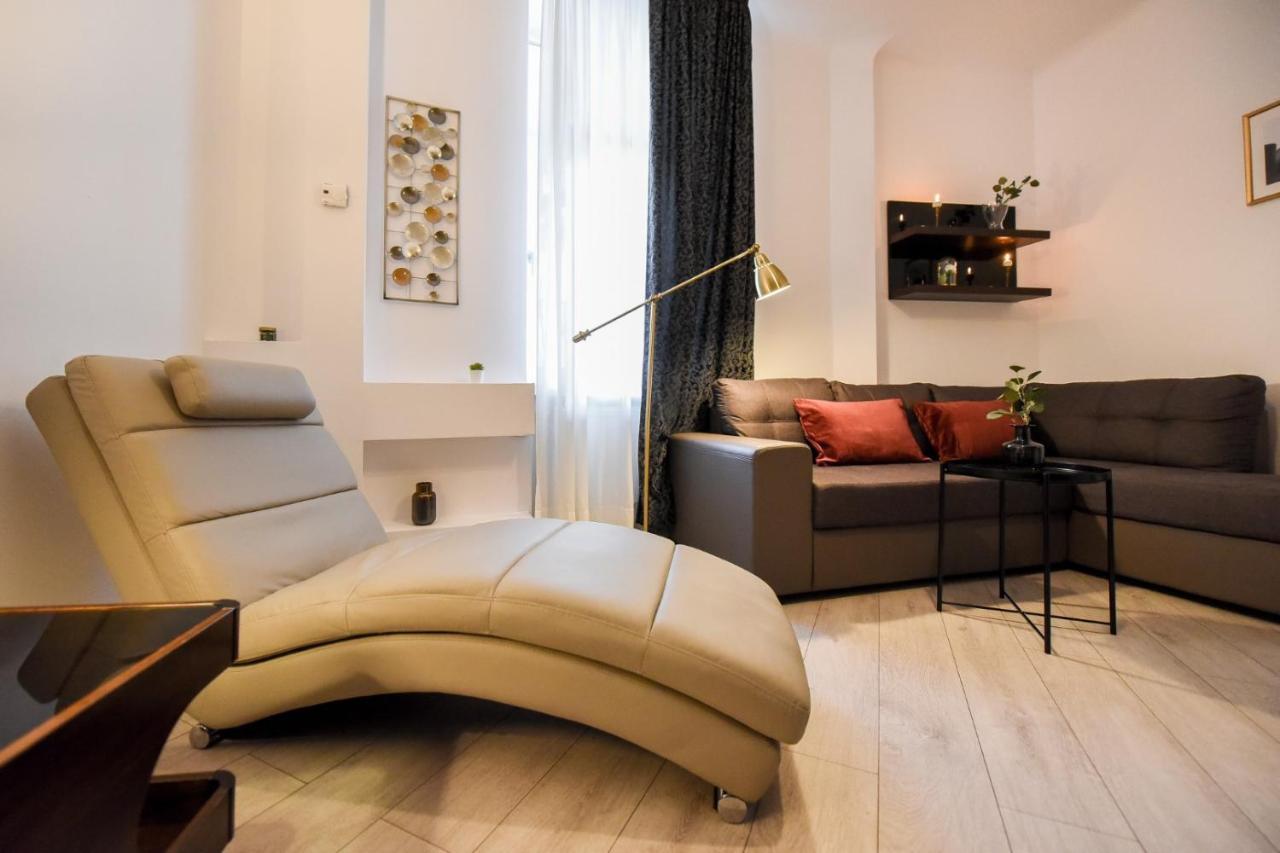 Apartament Amazing Location & Elegant Apt - Old Town Bukareszt Zewnętrze zdjęcie