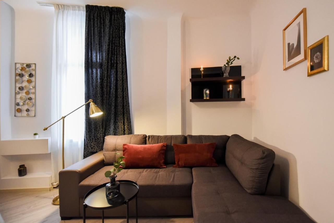 Apartament Amazing Location & Elegant Apt - Old Town Bukareszt Zewnętrze zdjęcie